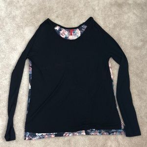 548 Black blouse